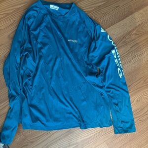 Columbia WOMEN’s Blue Shirt PFG